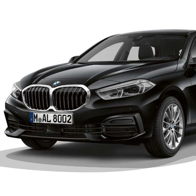 BMW 1 Series Model Advantage, three-quarter front. BMW 1 Series Model Advantage in Black, studio shot three-quarter front.