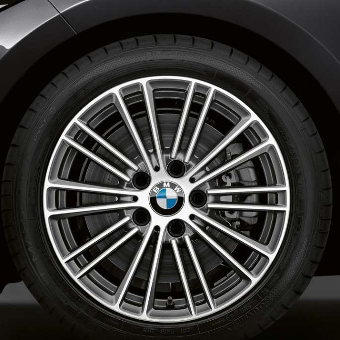 BMW 2 Series Convertible, Model Luxury Line wheels BMW 2 Series Convertible, Model Luxury Line wheels