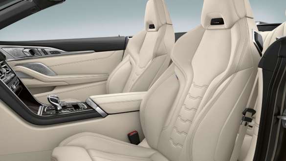BMW M850i xDrive Dravit Grey metallic, BMW Individual extended Merino leather upholstery, Ivory White. BMW M850i xDrive Dravit Grey metallic, BMW Individual extended Merino leather upholstery, Ivory White.