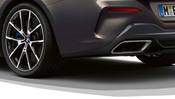 BMW M850i xDrive Dravit Grey metallic, rear view, M sport differential. BMW M850i xDrive Dravit Grey metallic, rear view, M sport differential.