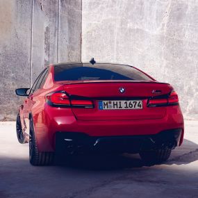 Rear lights BMW M5 Competition F90 LCI Facelift 2020 Rear lights BMW M5 Competition F90 LCI Facelift 2020 BMW Individual Imola Red rear view