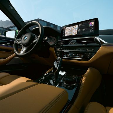 BMW M550i xDrive Sedan G30 LCI Facelift 2020 cockpit with 12,3'' Control Display BMW M550i xDrive Sedan G30 LCI Facelift 2020 cockpit with 12,3'' Control Display