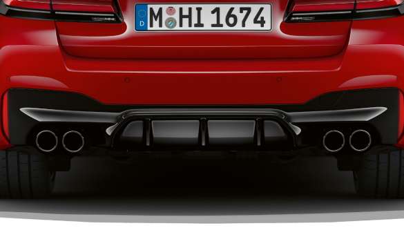 M specific double exhaust pipes BMW M5 Competition F90 2020 M specific double exhaust pipes BMW M5 Competition F90 LCI Facelift 2020 BMW Individual Imola Red close-up rear