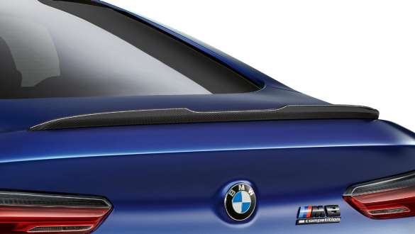 M rear spoiler in Carbon. BMW M8 Competition Coupé with M rear spoiler in Carbon.