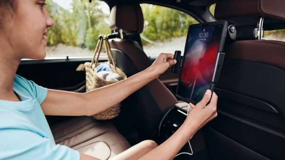 BMW Safety case for 11-inch Apple iPad Pro™ for Travel & Comfort System BMW Spring Summer Accessories BMW Safety case for 11-inch Apple iPad Pro™ for Travel & Comfort System