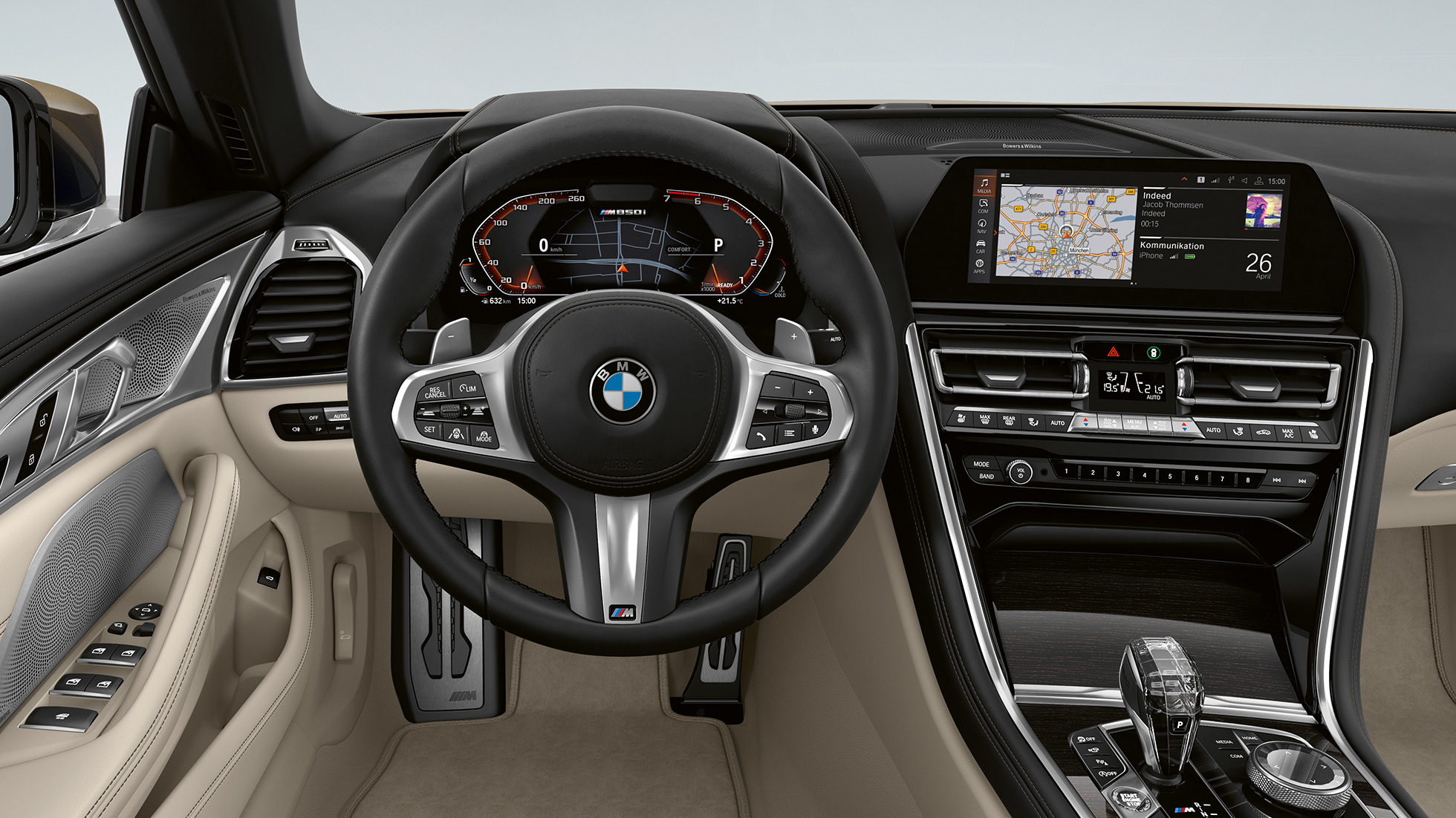 BMW M850i xDrive, Dravit Grey metallic, Cockpit with M leather steering wheel. BMW M850i xDrive, Dravit Grey metallic, Cockpit with M leather steering wheel.