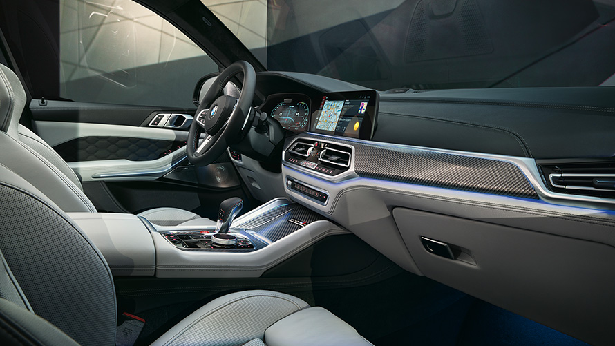 BMW X5 M Competition centre console with M gear selector F95 2020 SUV interior