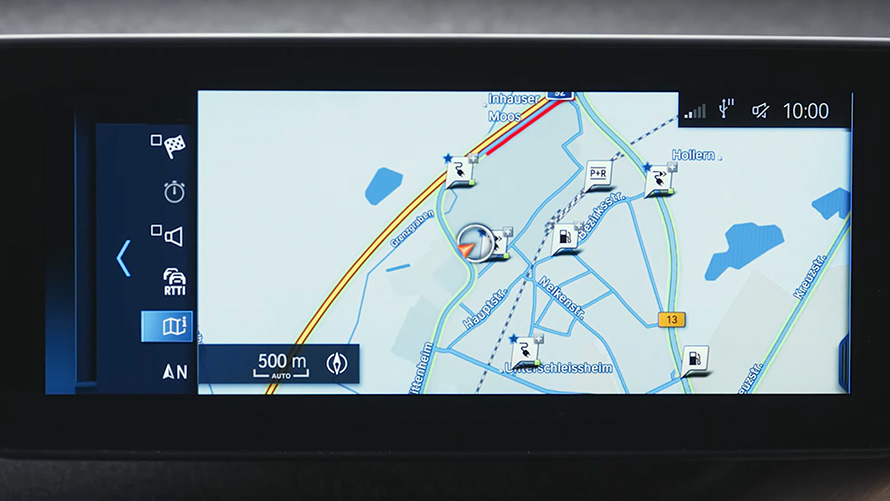 BMW X5 G05 BMW plug-in hybrid navigation system close-up