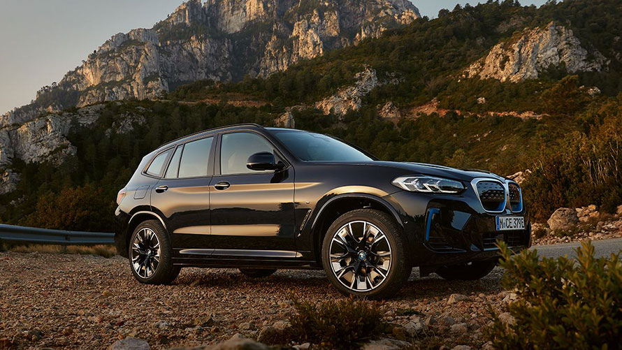 BMW iX3